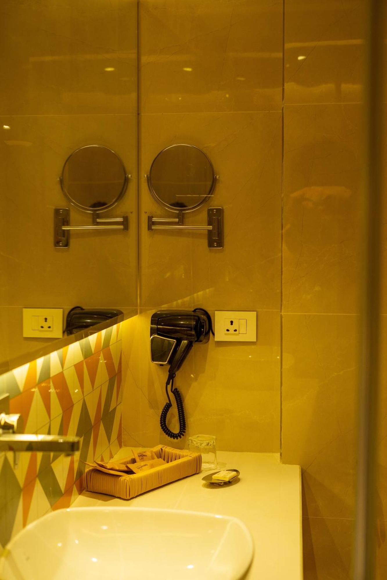 Best Western Ah1 Αμριτσάρ Εξωτερικό φωτογραφία